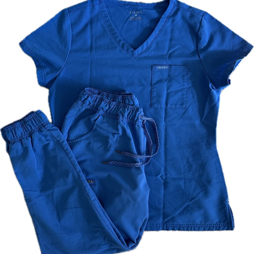 JAANU scrubs